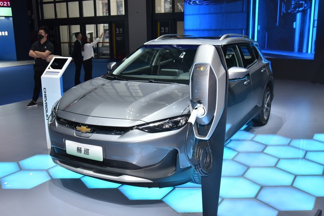 高性价比纯电动车 上海车展实拍雪佛兰畅巡-新浪汽车