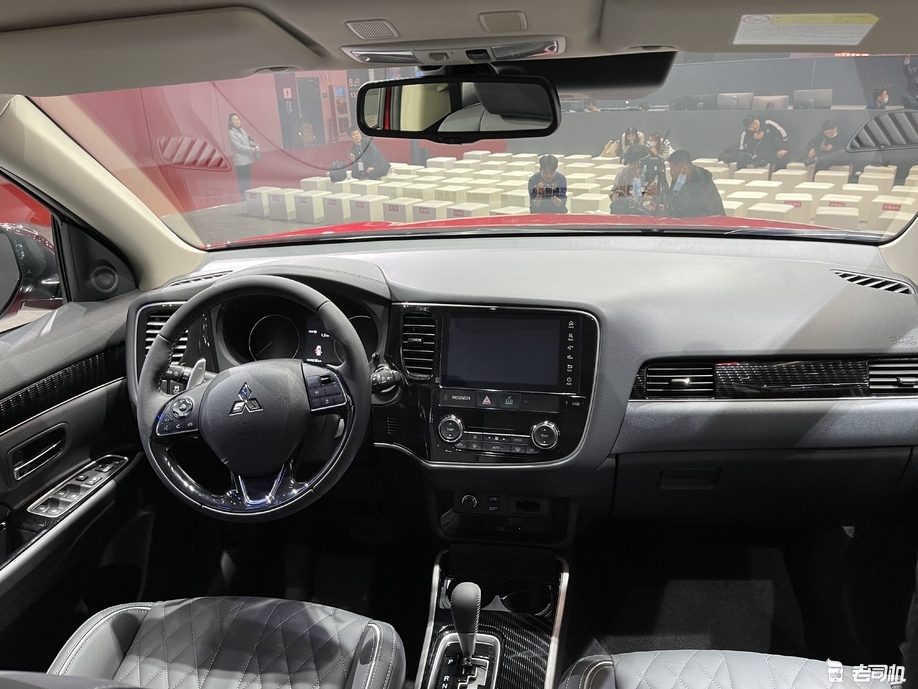 2021上海车展新款欧蓝德7座版发布