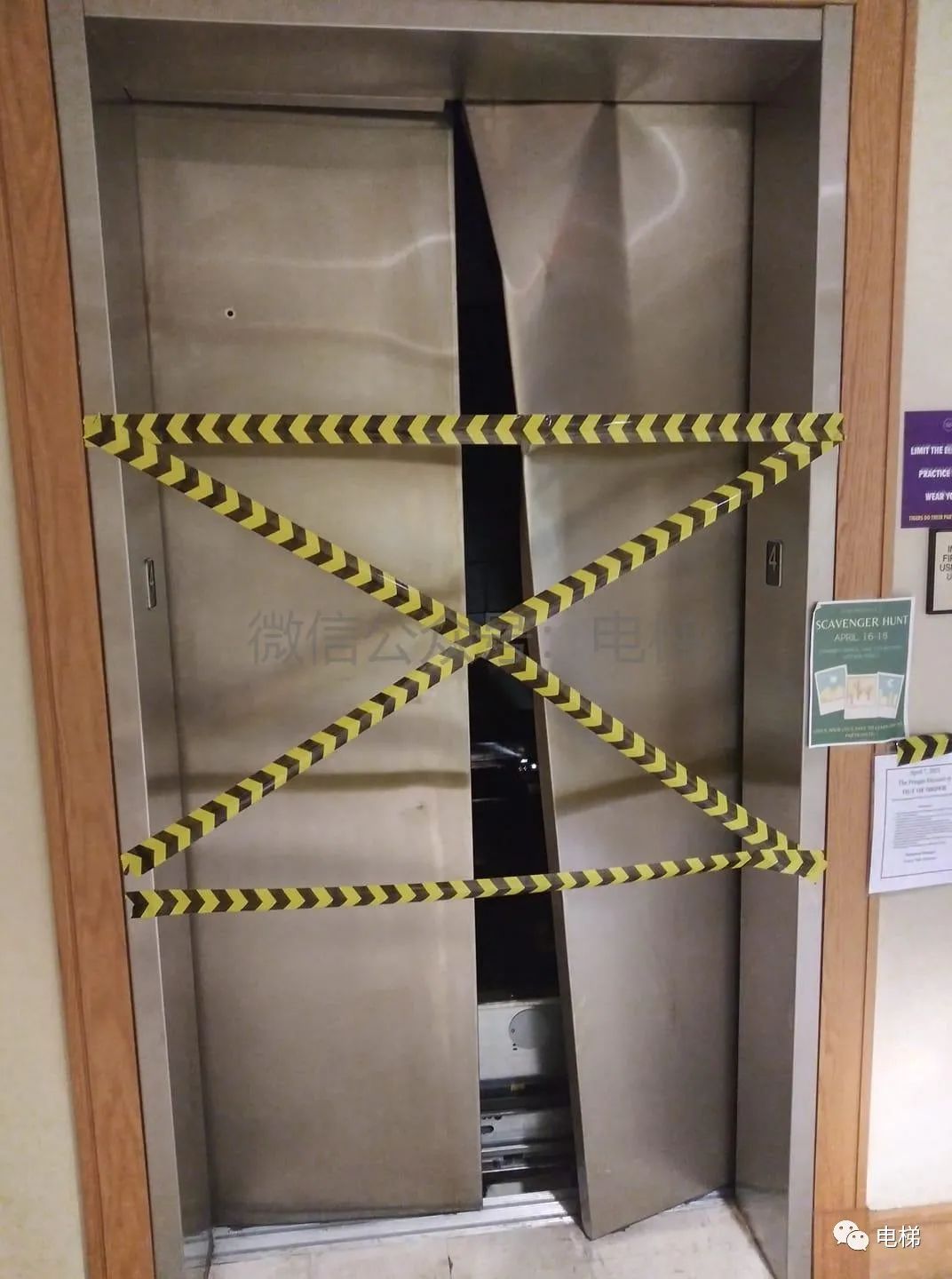 电梯厅门成这样了,你知道怎么回事吗?__财经头条