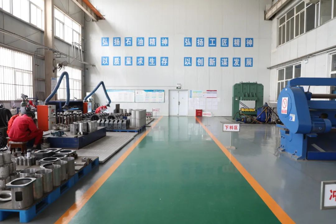 "做人莫冲壳子 做事莫扯把子"车间里的这条标语,你知道啥意思吗?