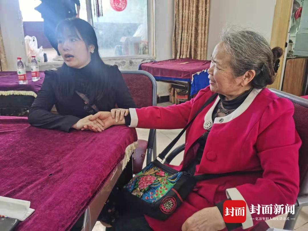 相隔不到12公里 寻亲37年 女儿居然“近在咫尺”休闲区蓝鸢梦想 - Www.slyday.coM