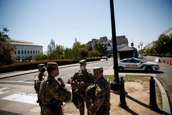 弗洛伊德案宣判，美国国民警卫队严阵以待休闲区蓝鸢梦想 - Www.slyday.coM