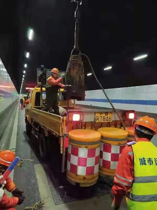 G40长江隧桥正在实施花博保障专项工程 本文图片均为上海市道路运输事业发展中心供图