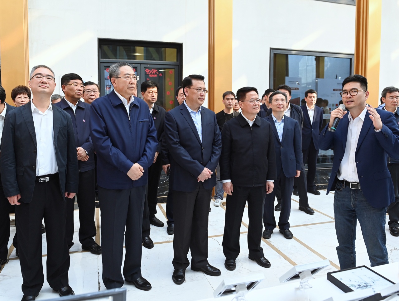 安徽省党政代表团来浙考察袁家军李锦斌郑栅洁王清宪参加座谈