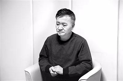 李伟在接受组织审查(资料图)