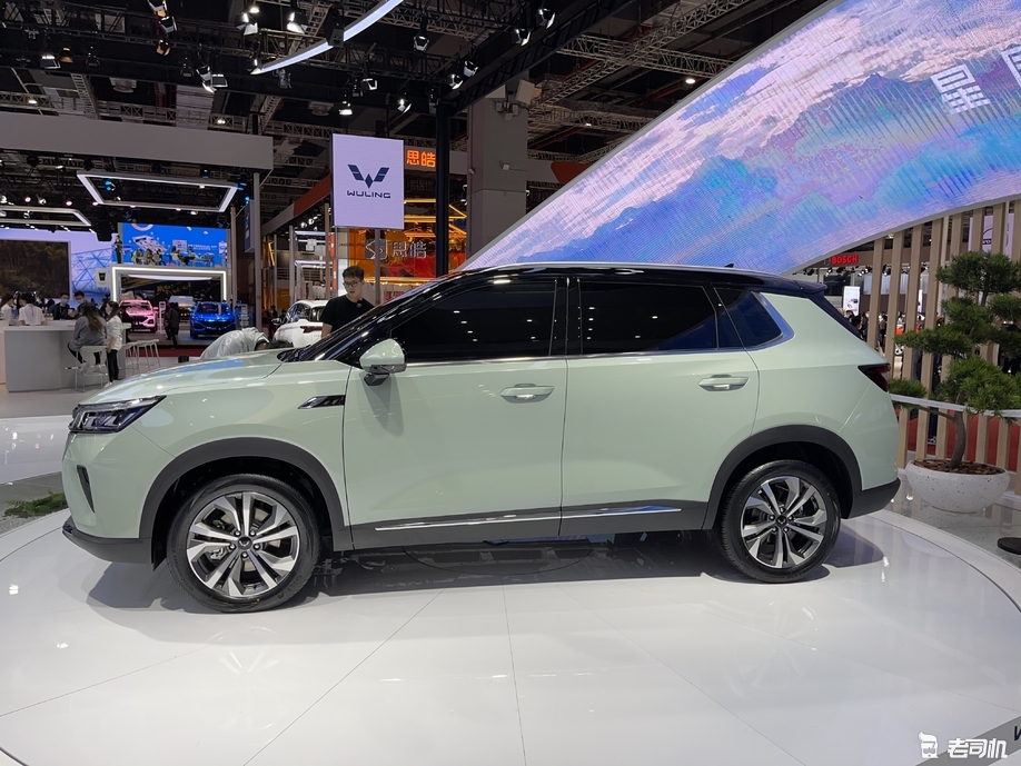 五菱首款银标suv 五菱星辰上海车展实车解析