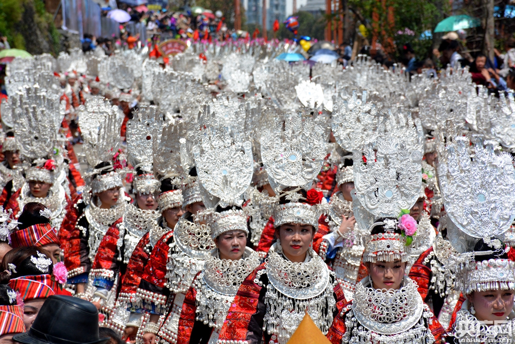 2021年苗族姊妹节将于4月24日至26日在台江县举办.(央广