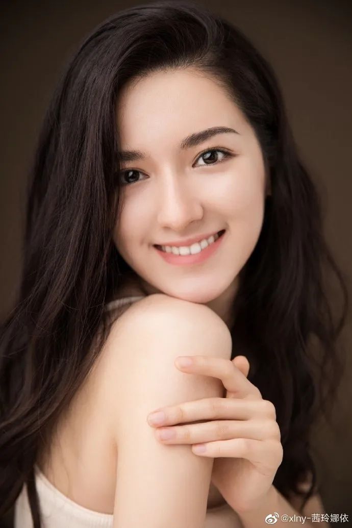 北电也审美降级了？前10名共用一张脸，开学合照怕是要一键消消乐…休闲区蓝鸢梦想 - Www.slyday.coM