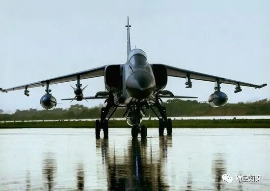 空军型飞豹-A战斗轰炸机