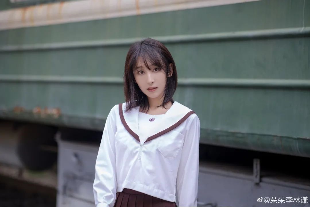 北电也审美降级了？前10名共用一张脸，开学合照怕是要一键消消乐…休闲区蓝鸢梦想 - Www.slyday.coM