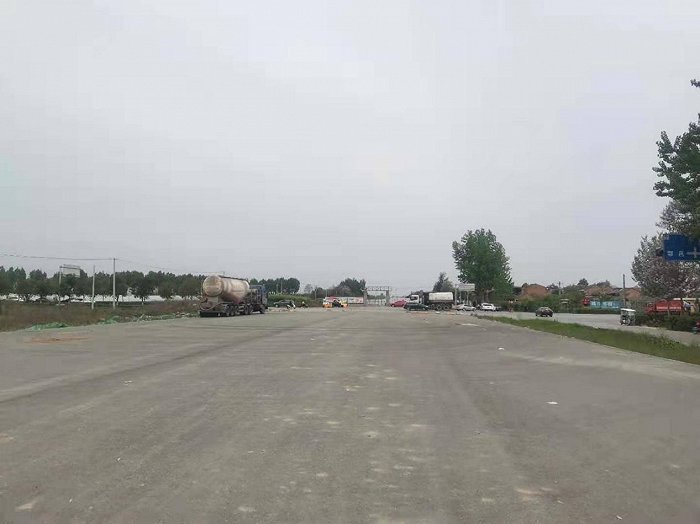 二次开工建设八年西户路快速干道建设资金不足