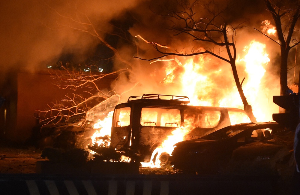 当地时间4月21日，巴基斯坦西南部俾路支省首府奎达市，一家酒店发生汽车炸弹爆炸。人民视觉 图