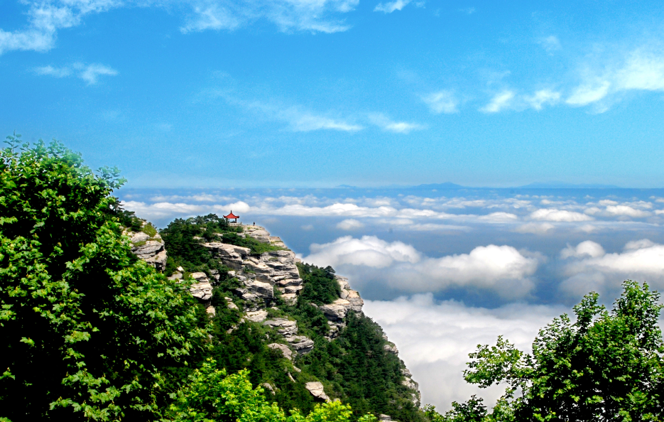 庐山山上景区实行部分时段旅游交通换乘