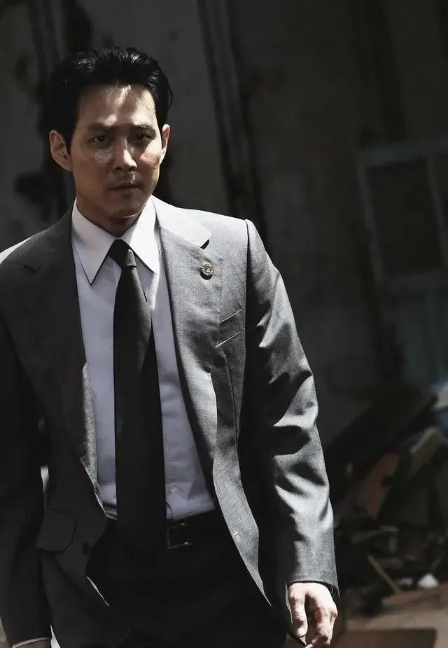 韩国排名第一的黑社会电影,帅出新高度!__财经头条