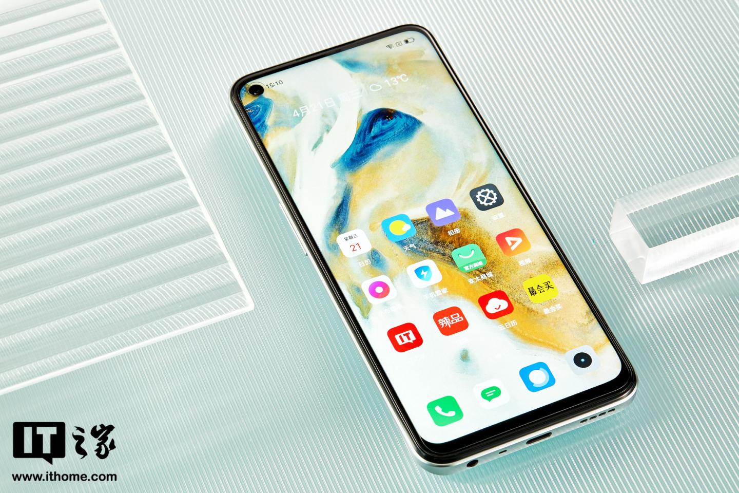 it之家开箱realme真我q3迷幻银图赏金属质感主打性价比