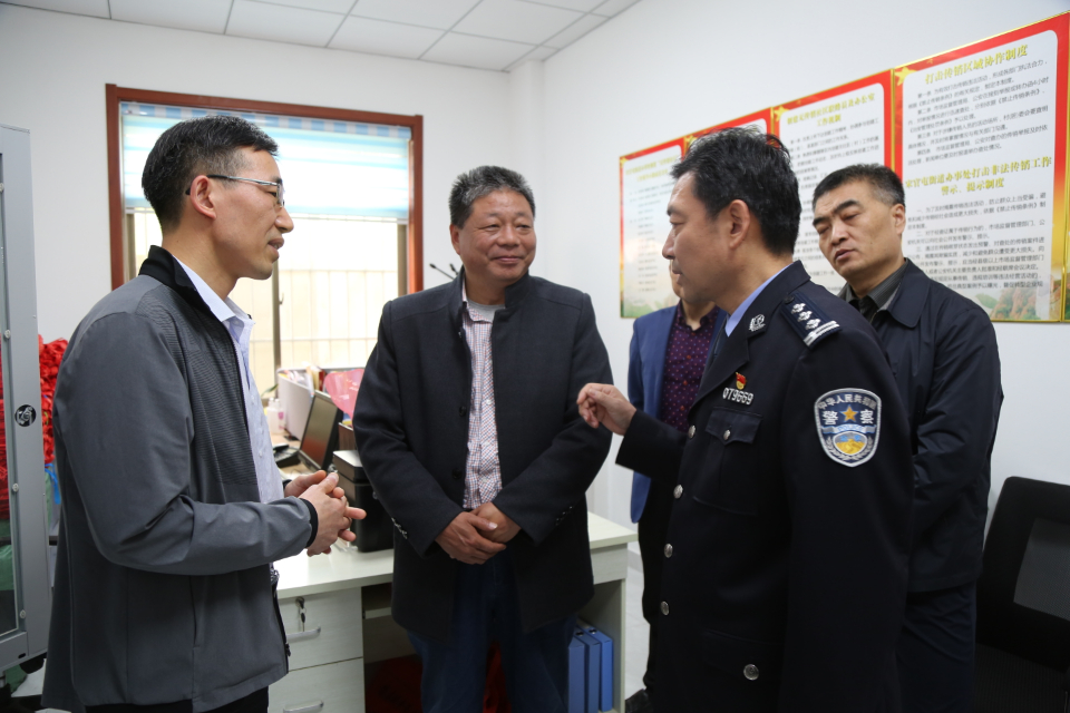 孟富强传达了中央第九督导组下沉山东滨州东营督导调研等上级有关会议