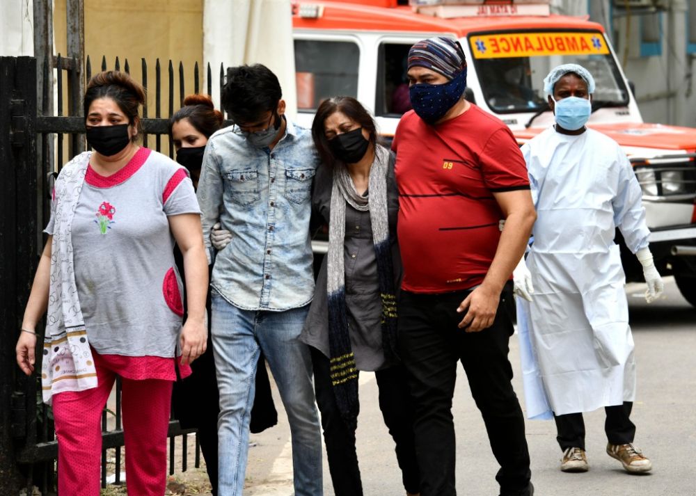 印度新冠疫情吃紧英国加拿大等国限印入境