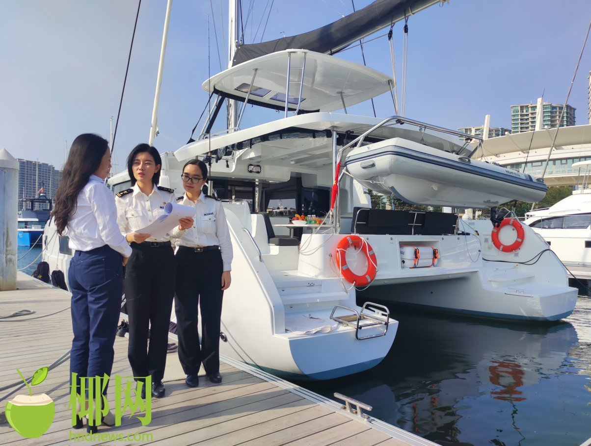 又来3艘！三亚海关共进口4艘“零关税”游艇，免征税款约338.6万元休闲区蓝鸢梦想 - Www.slyday.coM