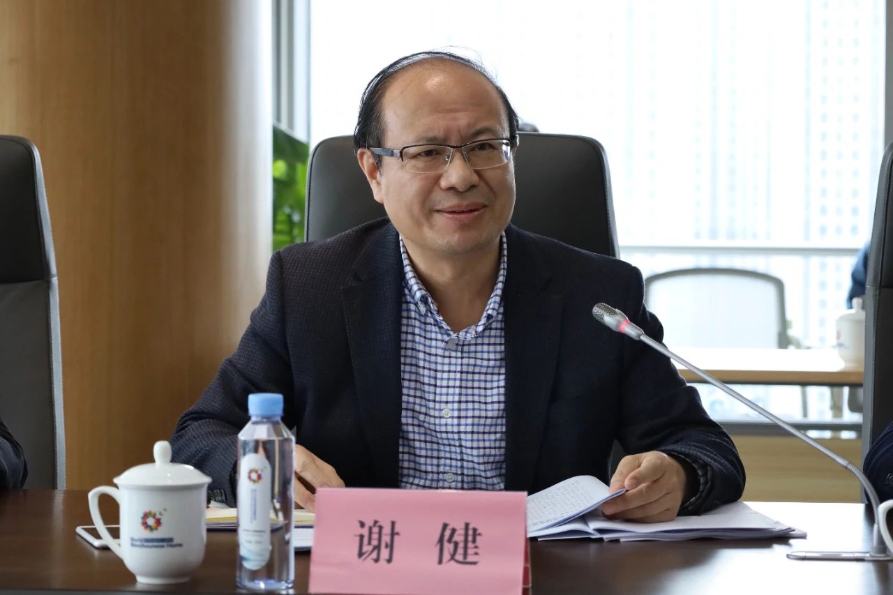 温州商学院学术委员会主任谢健介绍,早在去年8月底,温州市工商联与