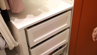 pax帕克思的衣柜也很经典,收纳也很齐全,抽屉和篮子在推拉的开始会