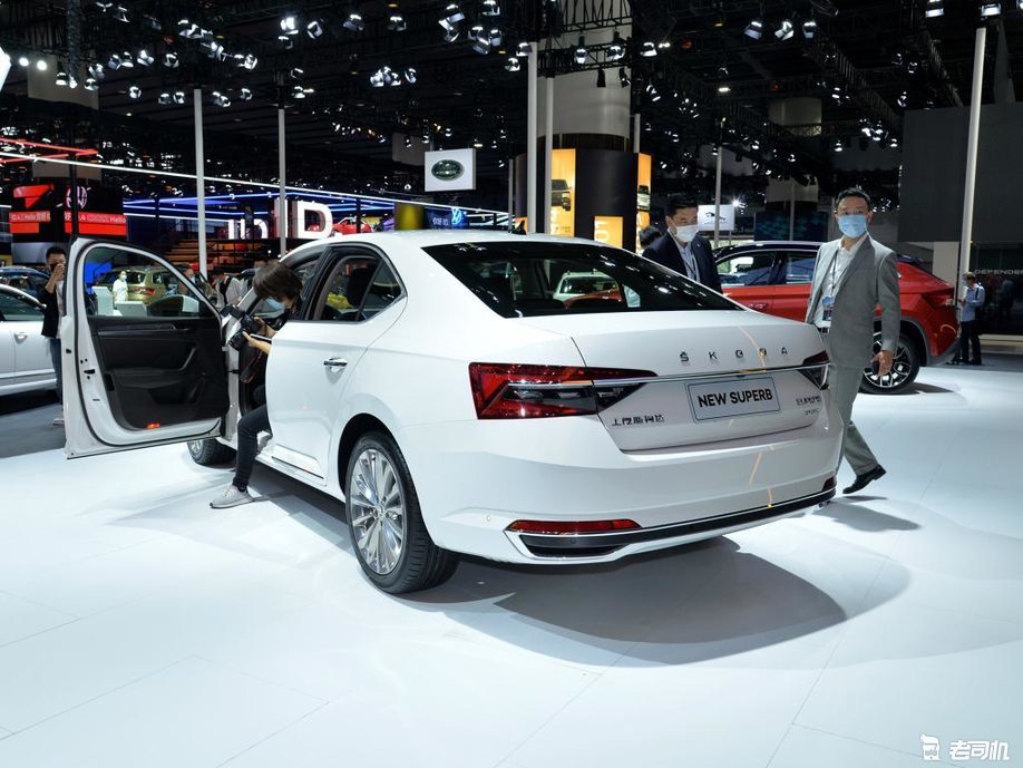 升级车机系统2021款斯柯达速派售15492299万