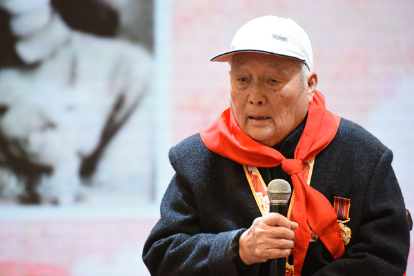 红色家书载忠魂李智国不安何谈小家