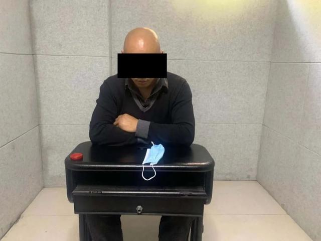 衰！考了四次驾照都没过，男子竟然想出一个“好办法”休闲区蓝鸢梦想 - Www.slyday.coM