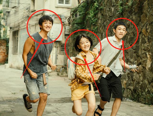 身高差却太大,张子枫与他同框都显娇小|荣梓杉|张子枫|朱朝阳_新浪