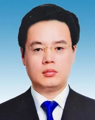 覃伟中任深圳市政府副市长、代理市长
