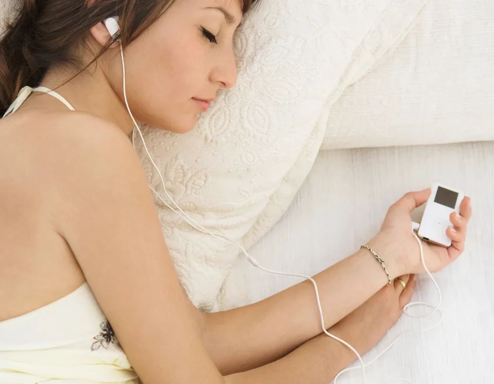 同样睡8小时，早睡早起、晚睡晚起哪个更健康？休闲区蓝鸢梦想 - Www.slyday.coM