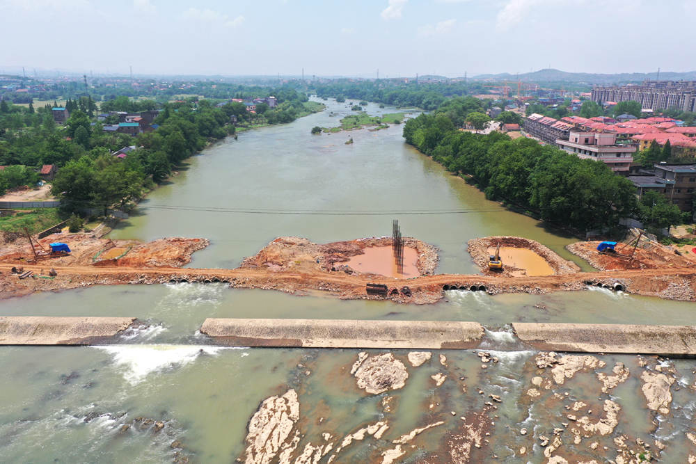 聚力三个年奋进十四五江山市贺村镇跑出产城融合加速度