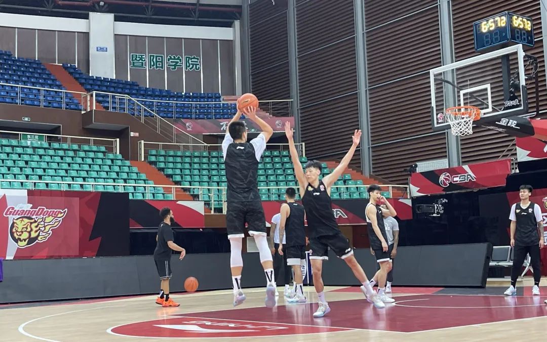 准备好今晚东莞人的朋友圈将会刷屏