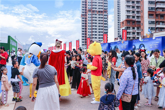 燃爆全城|南宁迪士尼主题嘉年华圆满落幕，五象·湖光学府营销中心盛大开放