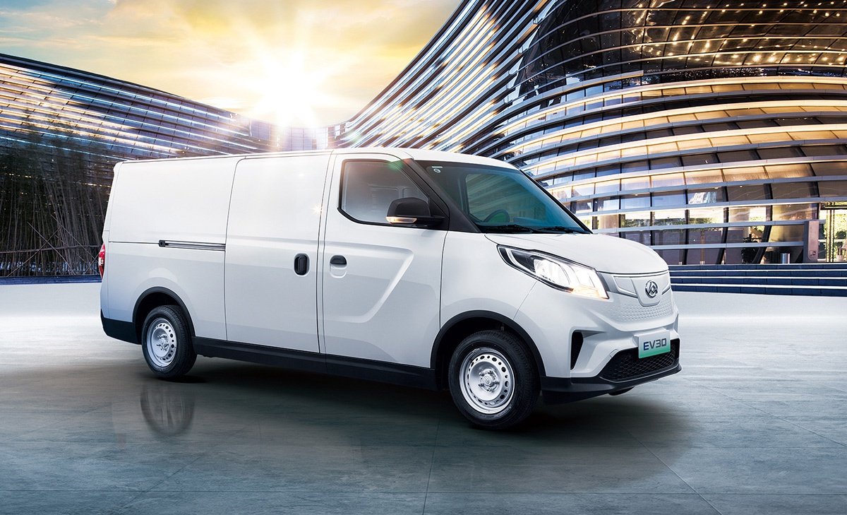 加码城市物流 上汽大通ev30售12.88万-13.88万元