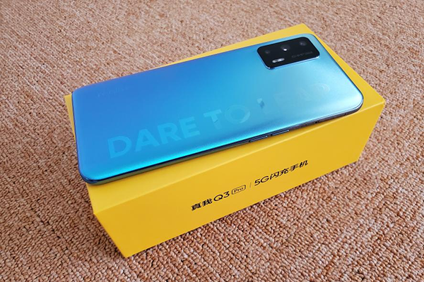 realme真我q3pro上手体验120hz高刷屏天玑1100来看下千元机皇有何不同