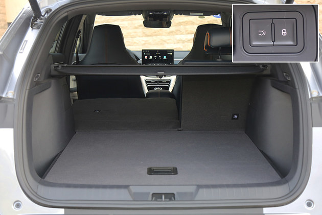 比亚迪宋plusev试驾滤震彻底隔音能力优秀