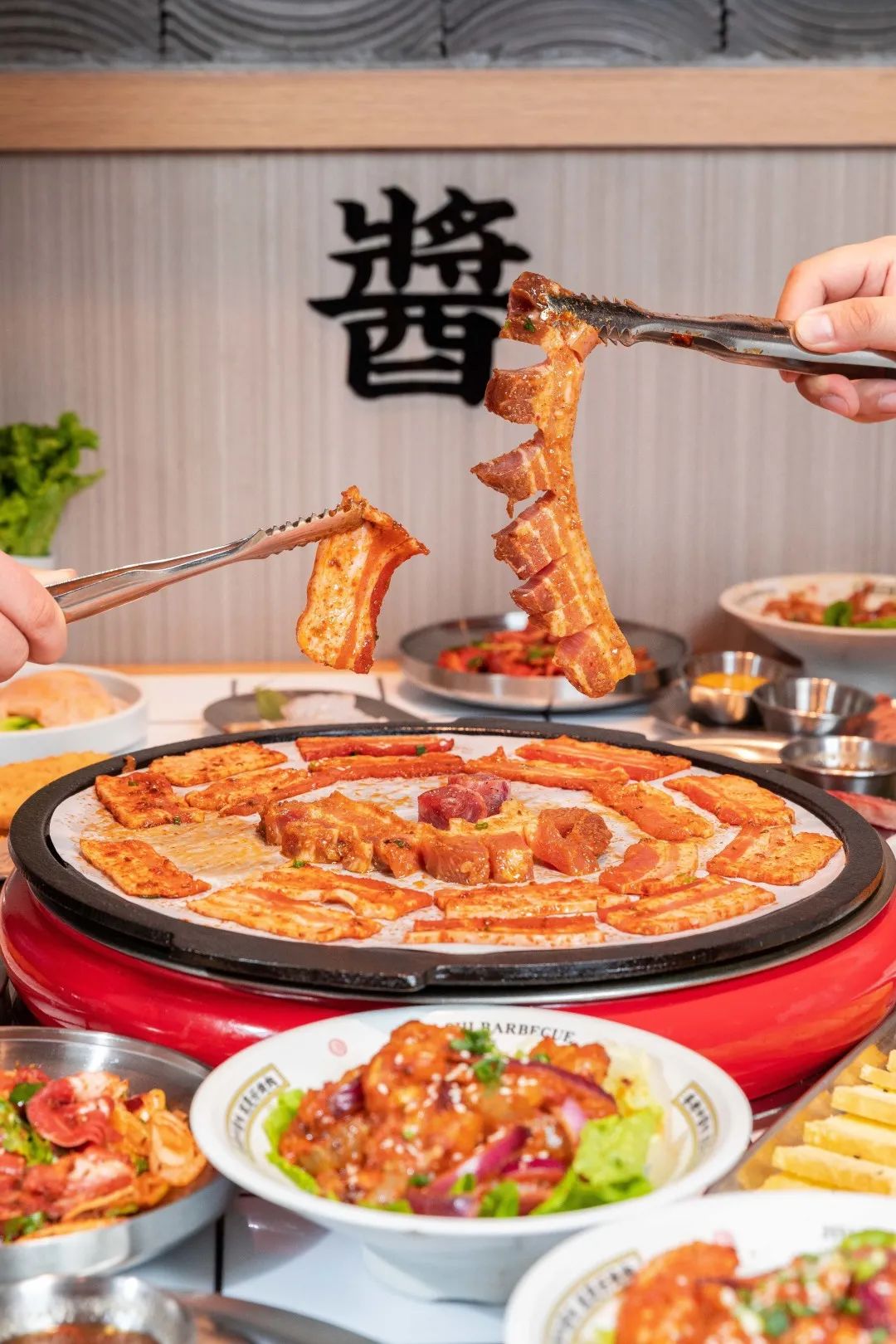 新店速递枣阳吃货们酒拾烤肉开到你家门口啦