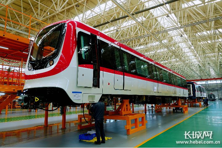 保定造地铁是怎样炼成的