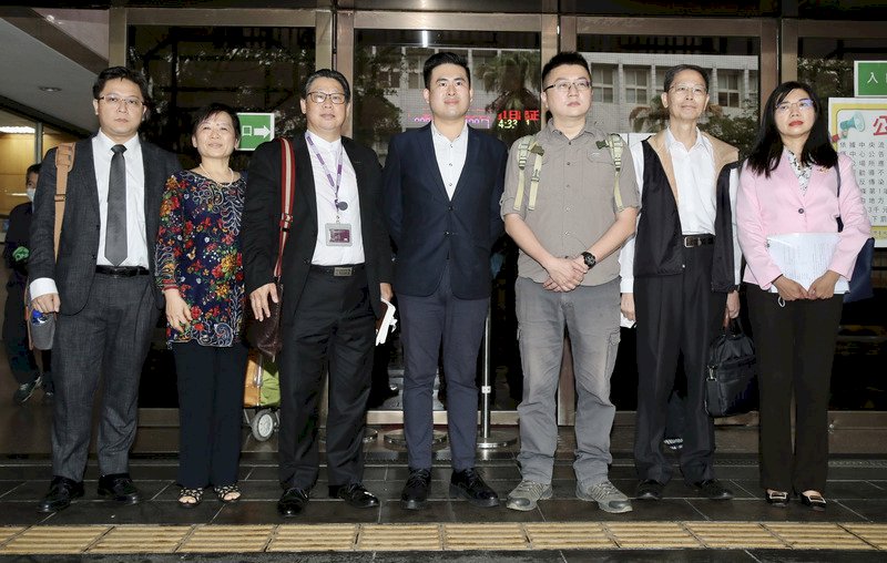 审了近3年的新党"共谍案"宣判,王炳忠等5人全部无罪