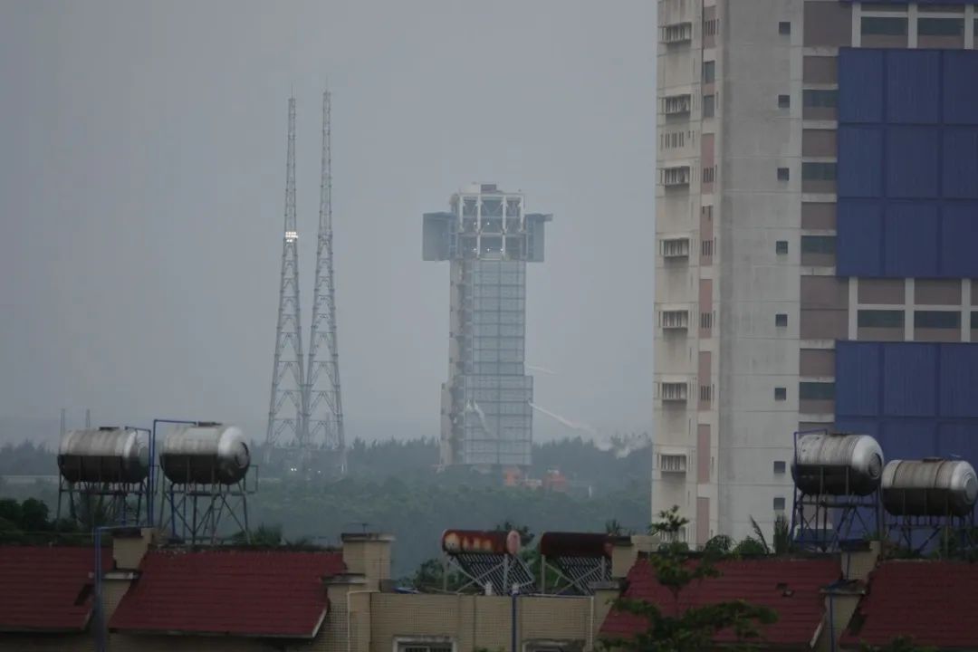 箭在弦休闲区蓝鸢梦想 - Www.slyday.coM