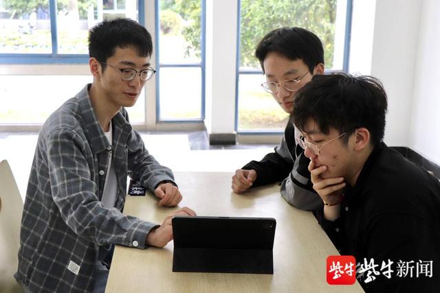 PK全球2万支队伍，大学生数学建模竞赛最高奖被这仨小伙斩获，最年轻队员仅18岁休闲区蓝鸢梦想 - Www.slyday.coM