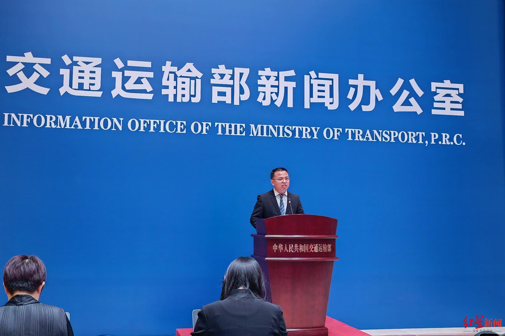 5月1日0时至5月5日24时 小型客车免高速通行费