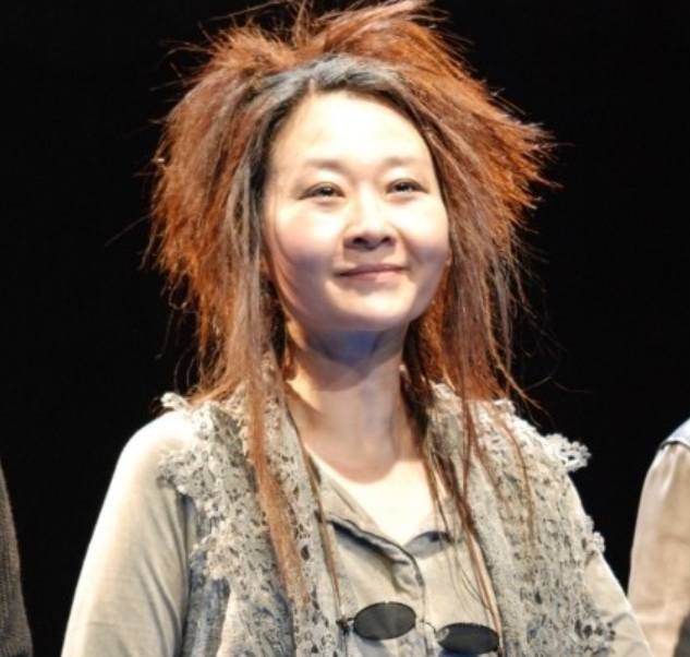 52岁女星突发噩耗!新戏未杀青就猝死家中,上月还在与李胜基拍戏