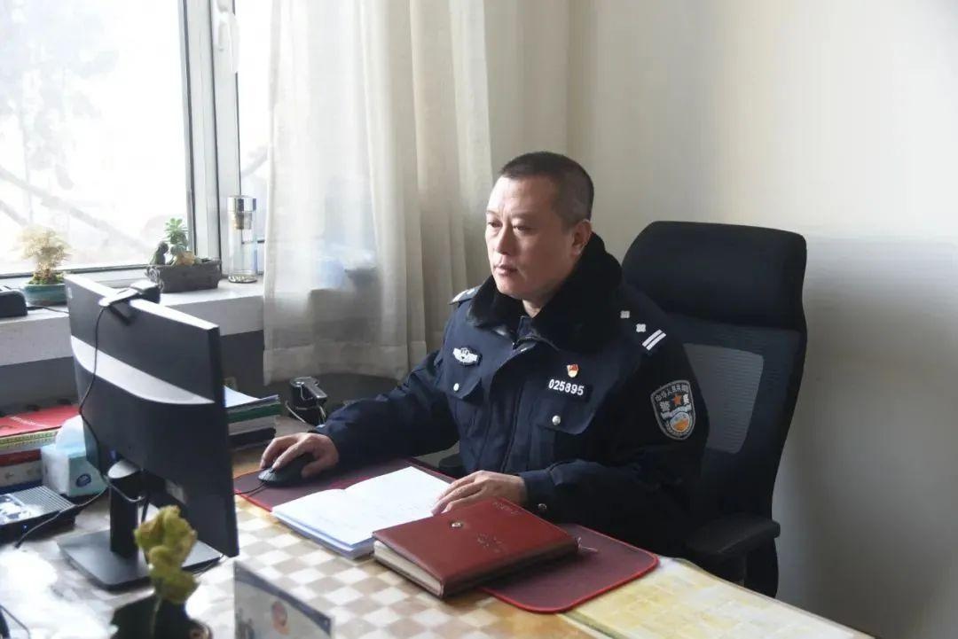 弘扬英模精神筑牢忠诚警魂马海波打击电诈的先锋官