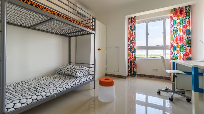 正文  无论是学校的宿舍还是家庭的居住空间,学生上下铺一直是床品