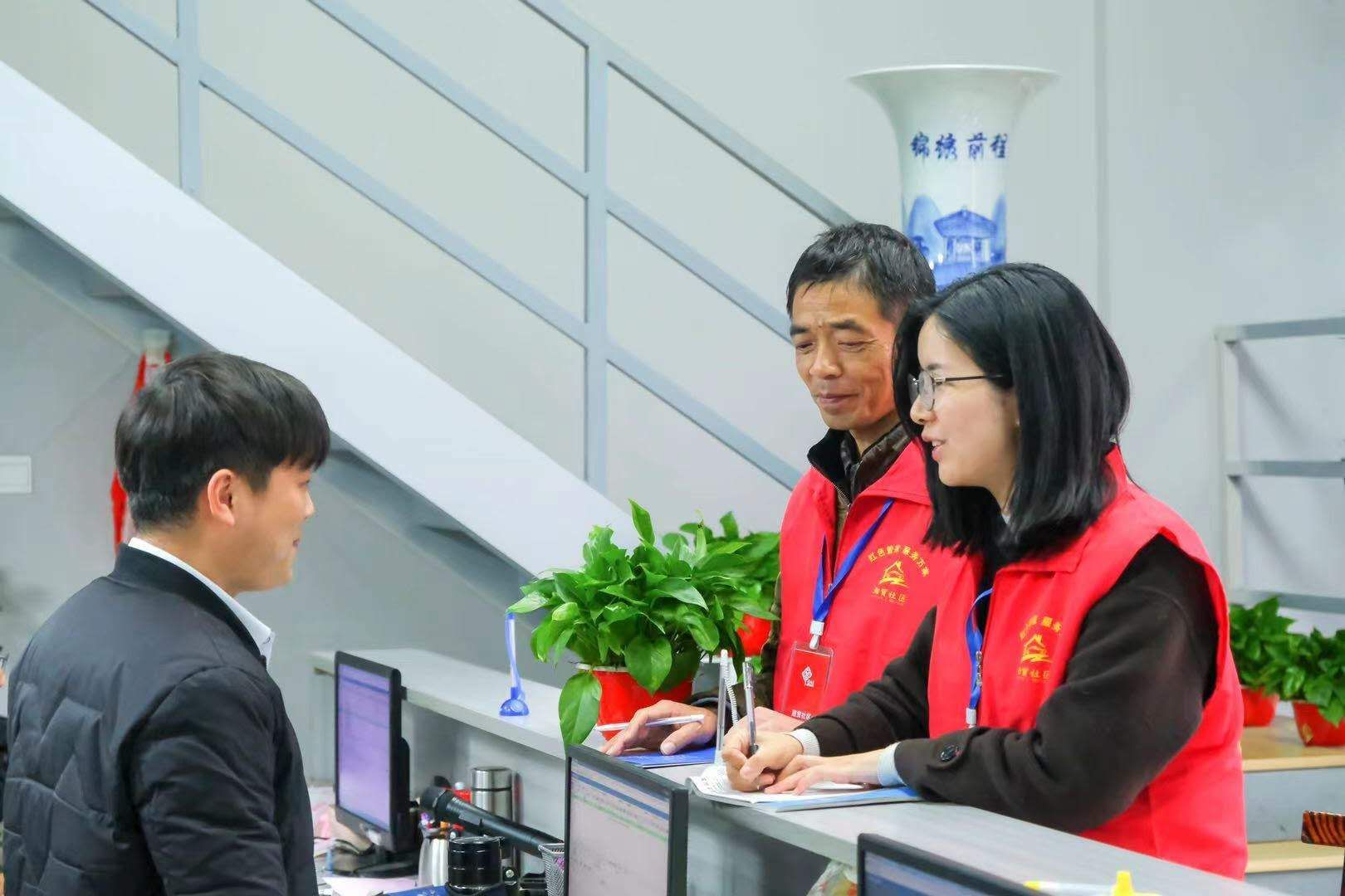 长沙县湘龙街道用好网格化平台入心学党史为民办实事