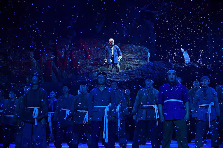 院团改革迸发活力话剧太行动人心弦