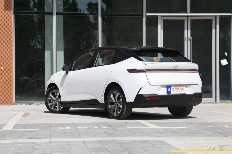 摩登汽车modern in实拍图曝光 续航或达610km-新浪汽车