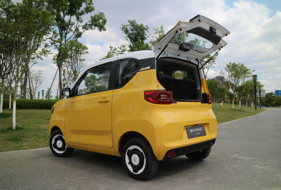 4万元的网红小车 竟然成了全球最畅销的电动车!-新浪汽车