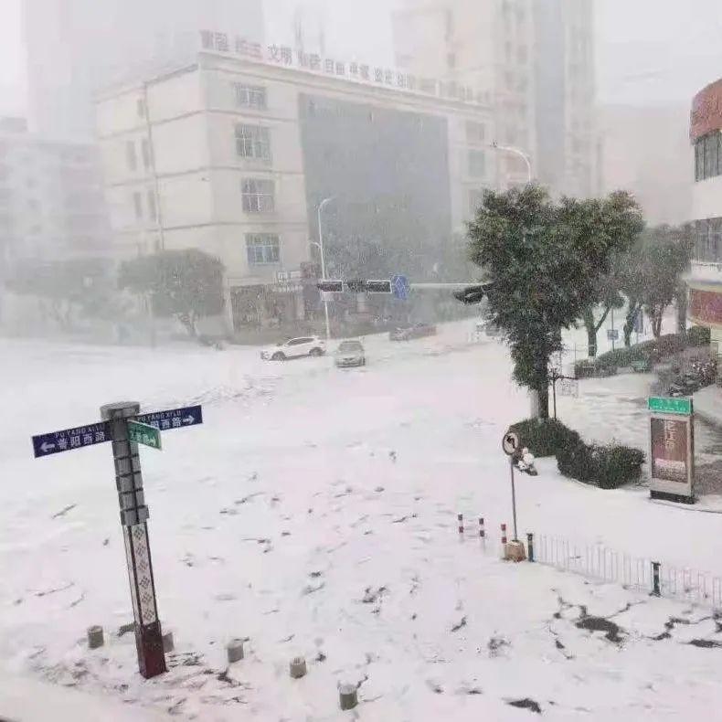 风雨雷电冰在路上！五一假期云南最新天气预报来了休闲区蓝鸢梦想 - Www.slyday.coM